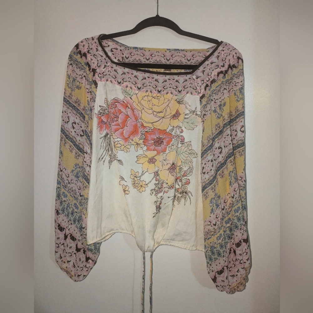 Free people butterfly sleeve floral blouse